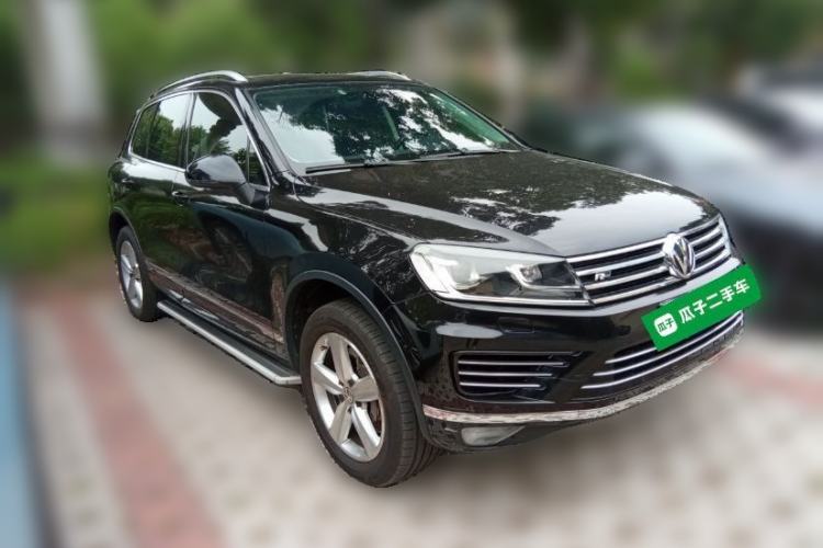 Used Volkswagen Touareg 2017 3.0 TSI Touareg Edition Front Right 45 Deg