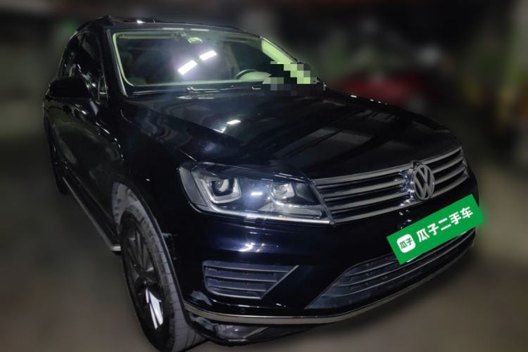 Used Volkswagen Touareg 2017 3.0 TSI Touareg Edition Front Right 45 Deg