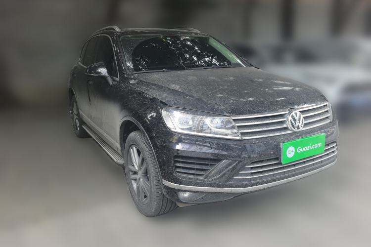 Used Volkswagen Touareg 2017 3.0 TSI Touareg Edition Front Right 45 Deg