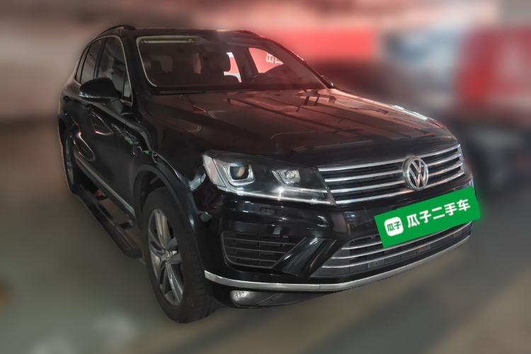 Used Volkswagen Touareg 2017 3.0 TSI Touareg Edition Front Right 45 Deg