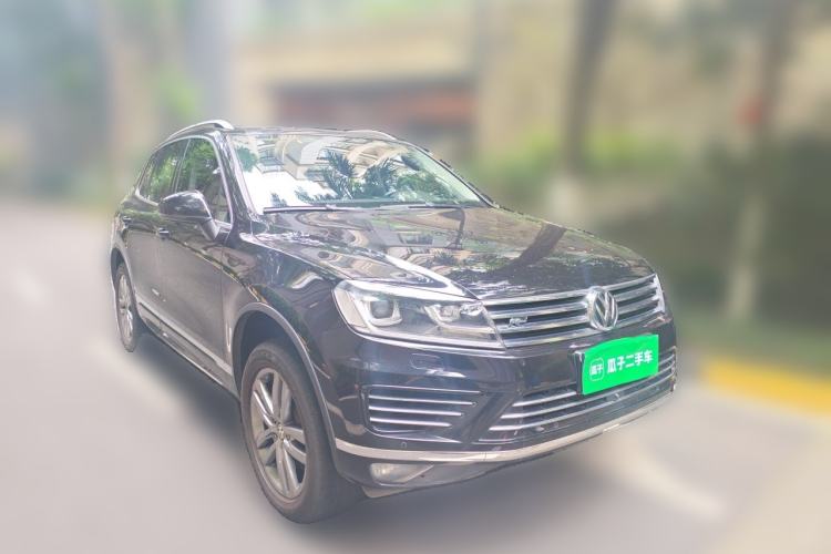 Used Volkswagen Touareg 2017 3.0 TSI Touareg Edition Front Right 45 Deg