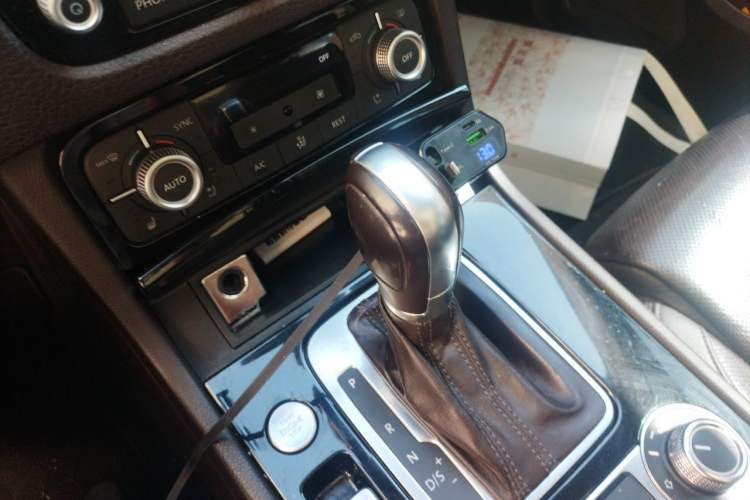 Used Volkswagen Touareg 2017 3.0 TSI Touareg Edition Gear Lever
