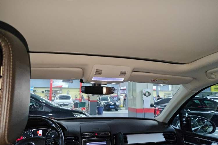 Used Volkswagen Touareg 2017 3.0 TSI Touareg Model Headliner
