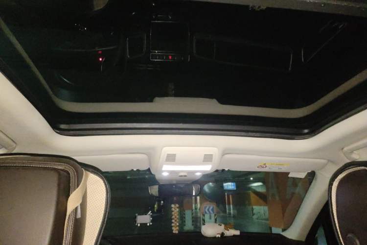 Used Volkswagen Touareg 2017 3.0 TSI Yuyue Model Headliner