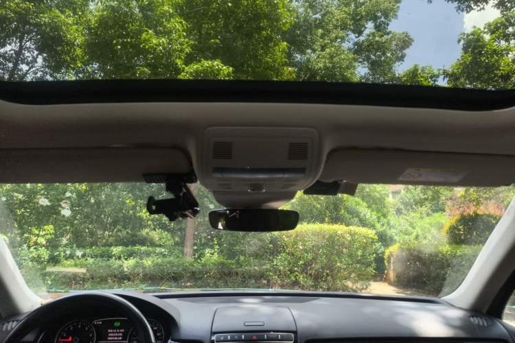 Used Volkswagen Touareg 2017 3.0 TSI R-Line Peak Edition Headliner