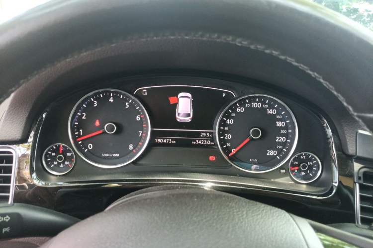Used Volkswagen Touareg 2017 3.0 TSI Touareg Edition Instrument Cluster