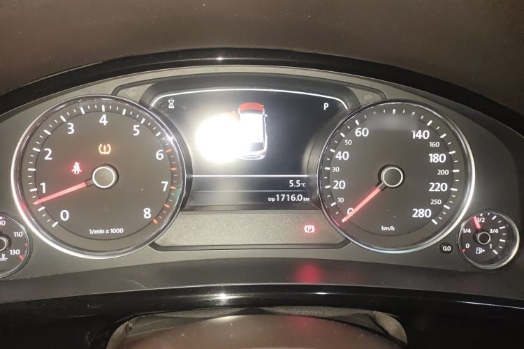 Used Volkswagen Touareg 2017 3.0 TSI Touareg Model Instrument Cluster