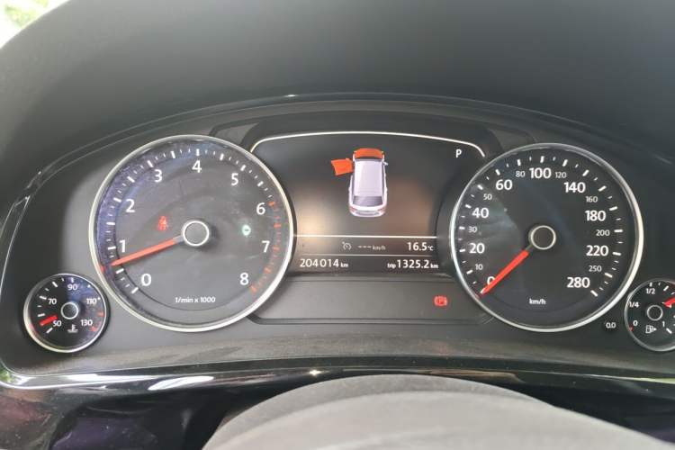 Used Volkswagen Touareg 2017 3.0 TSI Touareg Edition Instrument Cluster