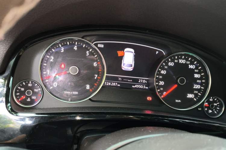 Used Volkswagen Touareg 2017 3.0 TSI Touareg Edition Instrument Cluster