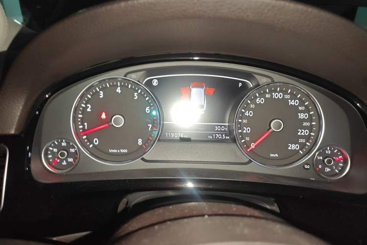 Used Volkswagen Touareg 2017 3.0 TSI Touareg Model Instrument Cluster