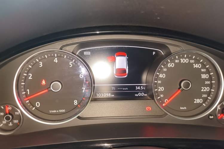 Used Volkswagen Touareg 2017 3.0 TSI Start Edition Instrument Cluster