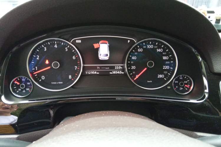 Used Volkswagen Touareg 2017 3.0 TSI Touareg Edition Instrument Cluster