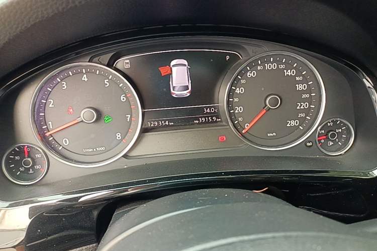 Used Volkswagen Touareg 2017 3.0 TSI Touareg Model Instrument Cluster