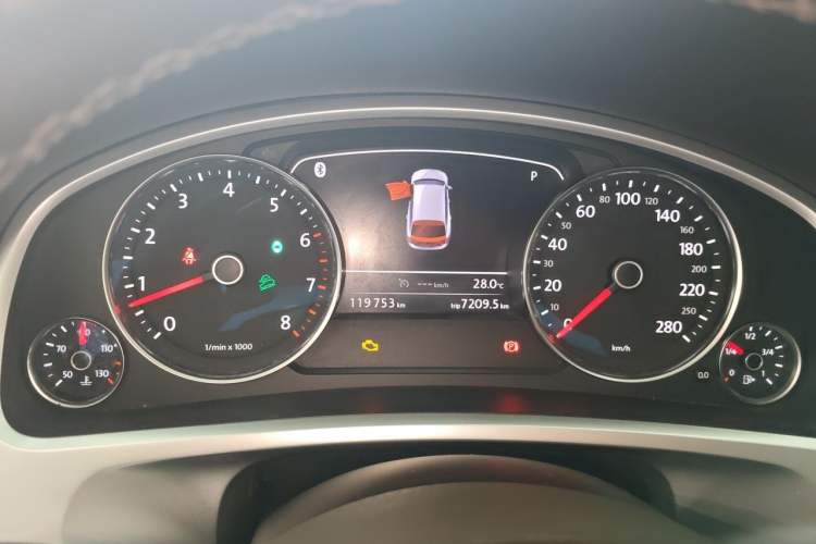 Used Volkswagen Touareg 2017 3.0 TSI Touareg Model Instrument Cluster