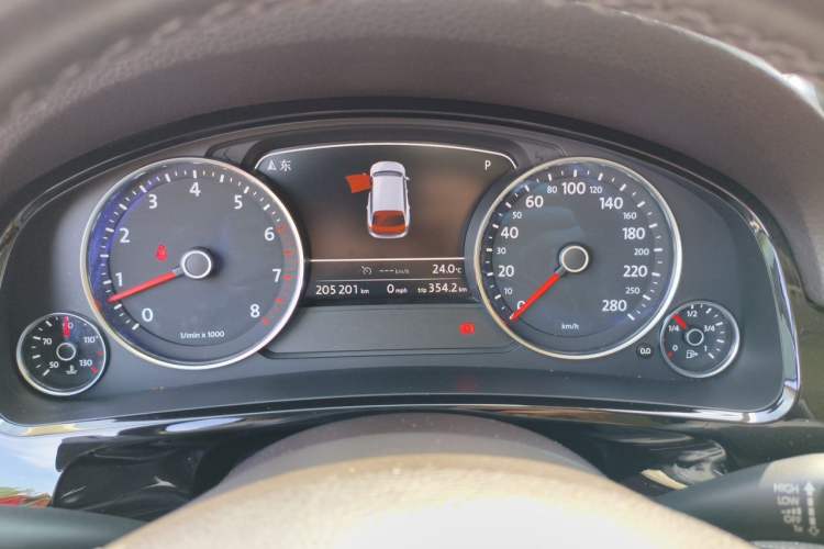 Used Volkswagen Touareg 2017 3.0 TSI Touareg Edition Instrument Cluster