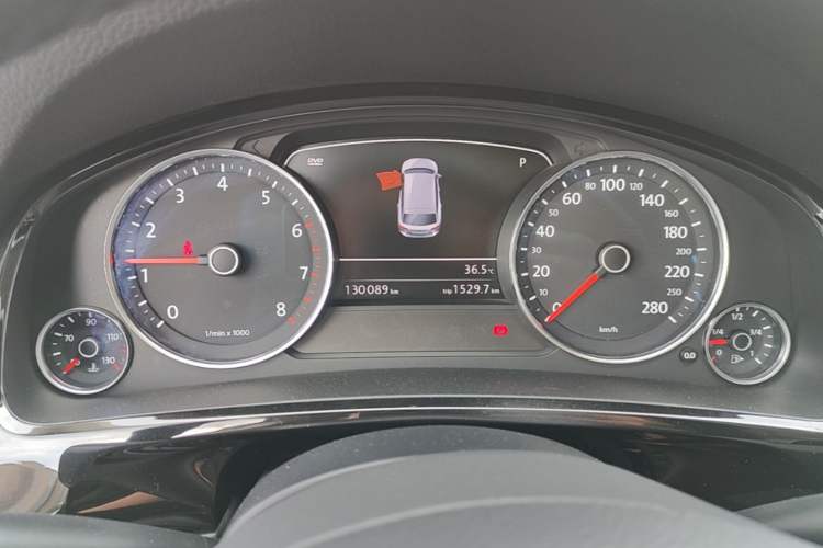 Used Volkswagen Touareg 2017 3.0 TSI Touareg Edition Instrument Cluster