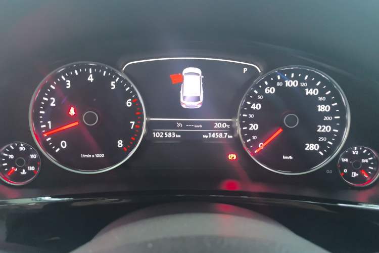 Used Volkswagen Touareg 2017 3.0 TSI Touareg Edition Instrument Cluster