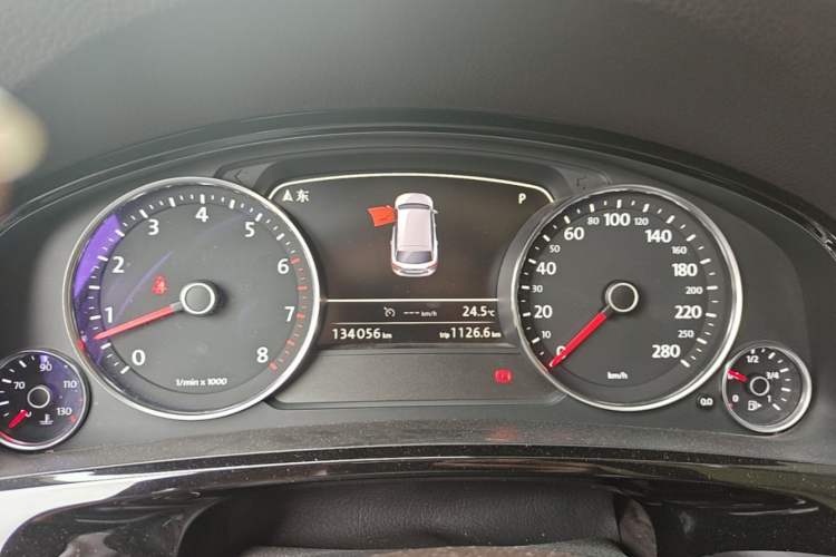 Used Volkswagen Touareg 2017 3.0 TSI Touareg Edition Instrument Cluster