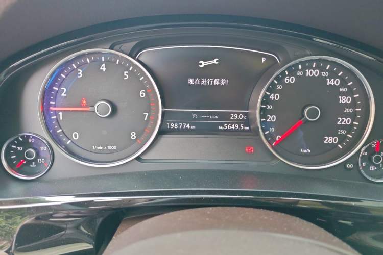 Used Volkswagen Touareg 2017 3.0 TSI Touareg Edition Instrument Cluster