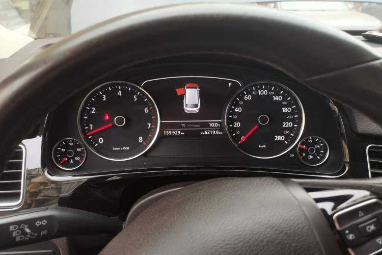 Used Volkswagen Touareg 2017 3.0 TSI Touareg Edition Instrument Cluster