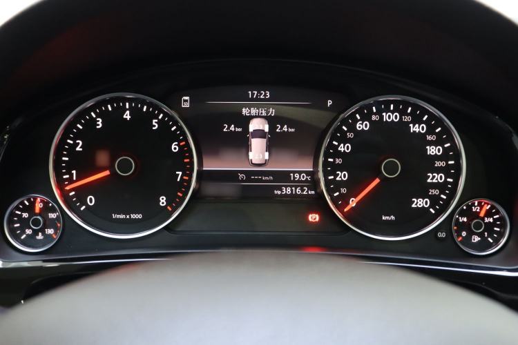 Used Volkswagen Touareg 2017 3.0 TSI Touareg Model Instrument Cluster