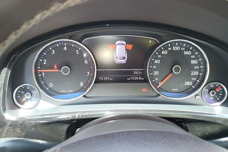 Used Volkswagen Touareg 2017 3.0 TSI Touareg Edition Instrument Cluster