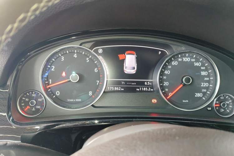 Used Volkswagen Touareg 2017 3.0 TSI Touareg Model Instrument Cluster