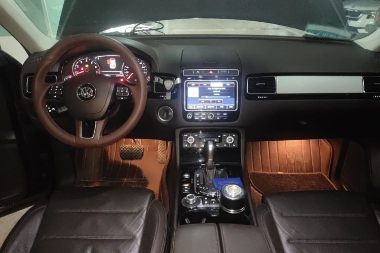 Used Volkswagen Touareg 2017 3.0 TSI Touareg Model Interior 2