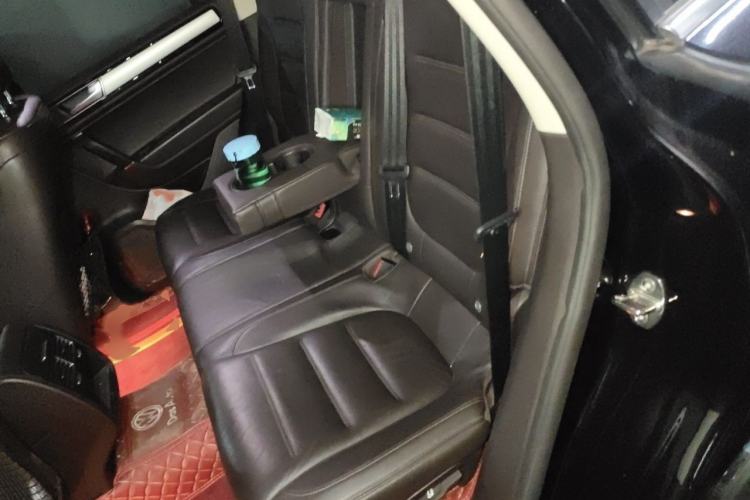 Used Volkswagen Touareg 2017 3.0 TSI Touareg Edition Interior 4