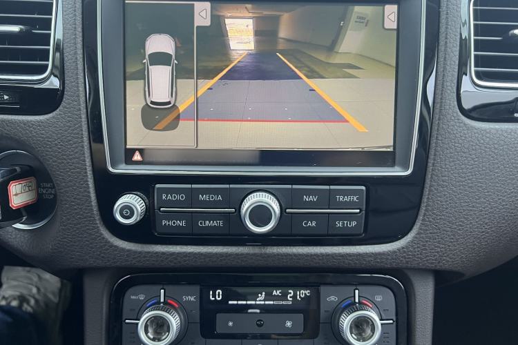 Used Volkswagen Touareg 2017 3.0 TSI Touareg Edition Interior 7