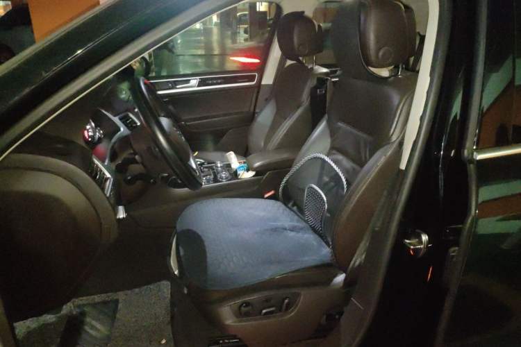 Used Volkswagen Touareg 2017 3.0 TSI Yuyue Model Left Front Seat