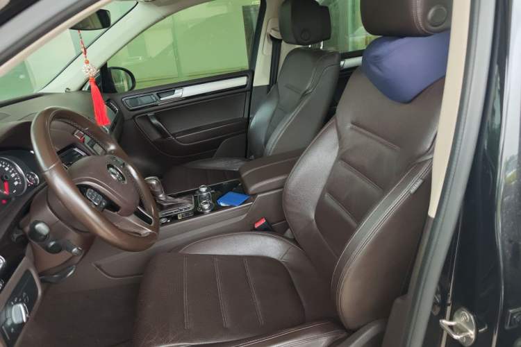 Used Volkswagen Touareg 2017 3.0 TSI Touareg Model Left Front Seat