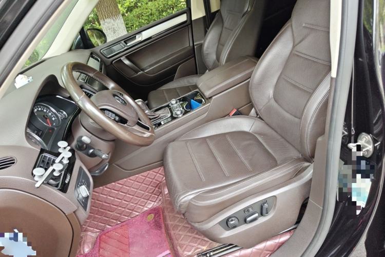 Used Volkswagen Touareg 2017 3.0 TSI Touareg Edition Left Front Seat