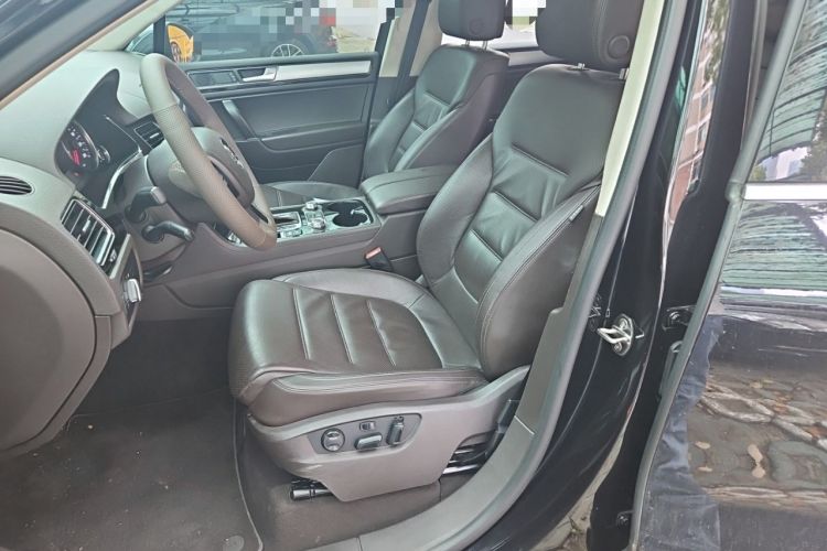 Used Volkswagen Touareg 2017 3.0 TSI Touareg Edition Left Front Seat