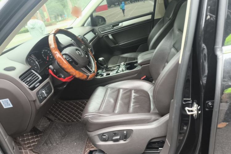 Used Volkswagen Touareg 2017 3.0 TSI Touareg Edition Left Front Seat