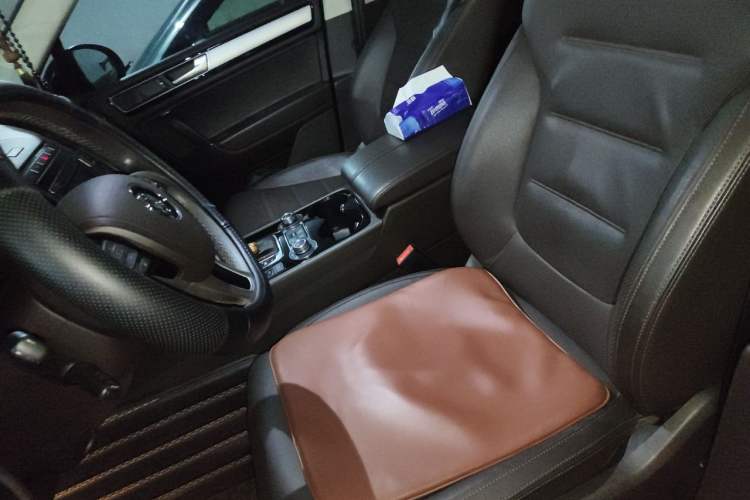 Used Volkswagen Touareg 2017 3.0 TSI Touareg Model Left Front Seat
