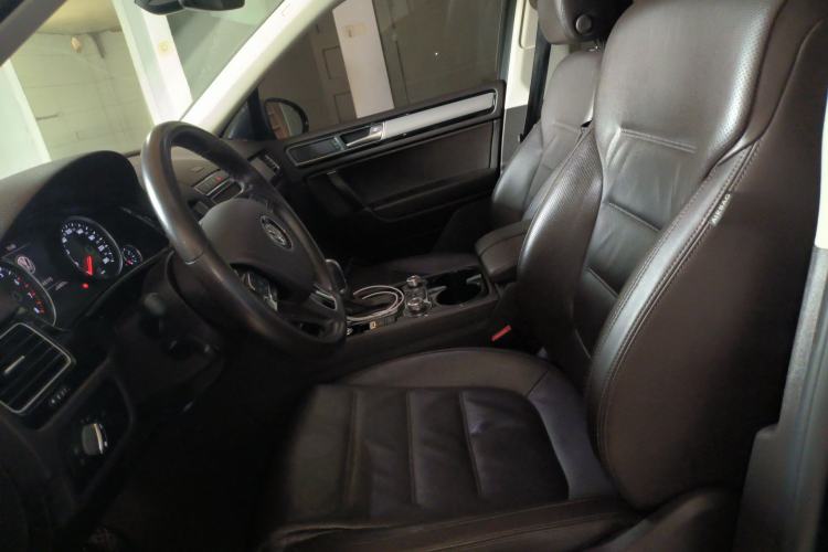 Used Volkswagen Touareg 2017 3.0 TSI Touareg Edition Left Front Seat