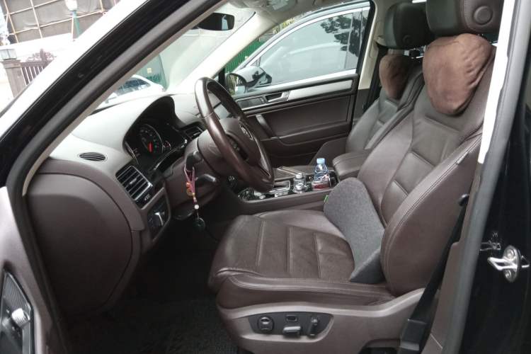 Used Volkswagen Touareg 2017 3.0 TSI Touareg Edition Left Front Seat