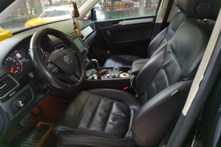 Used Volkswagen Touareg 2017 3.0 TSI Touareg Model Left Front Seat