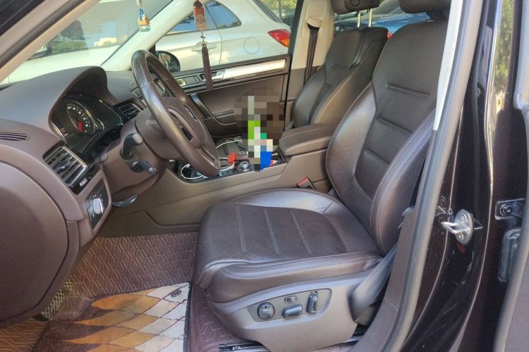 Used Volkswagen Touareg 2017 3.0 TSI Touareg Edition Left Front Seat