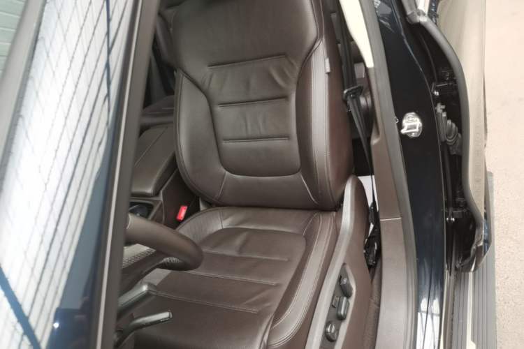Used Volkswagen Touareg 2017 3.0 TSI Touareg Edition Left Front Seat