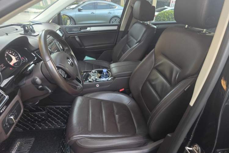 Used Volkswagen Touareg 2017 3.0 TSI Touareg Edition Left Front Seat