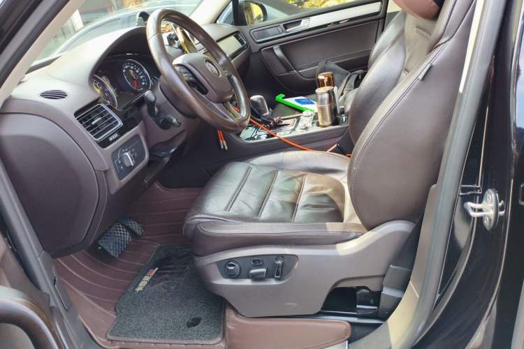 Used Volkswagen Touareg 2017 3.0 TSI Touareg Edition Left Front Seat