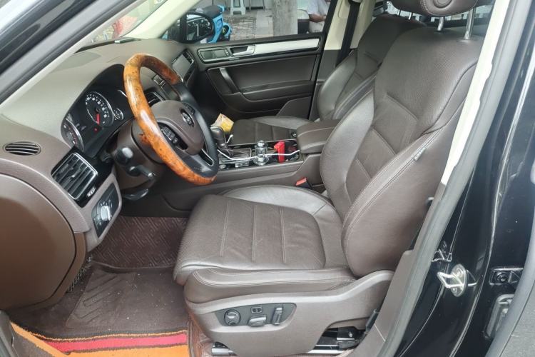 Used Volkswagen Touareg 2017 3.0 TSI Touareg Edition Left Front Seat