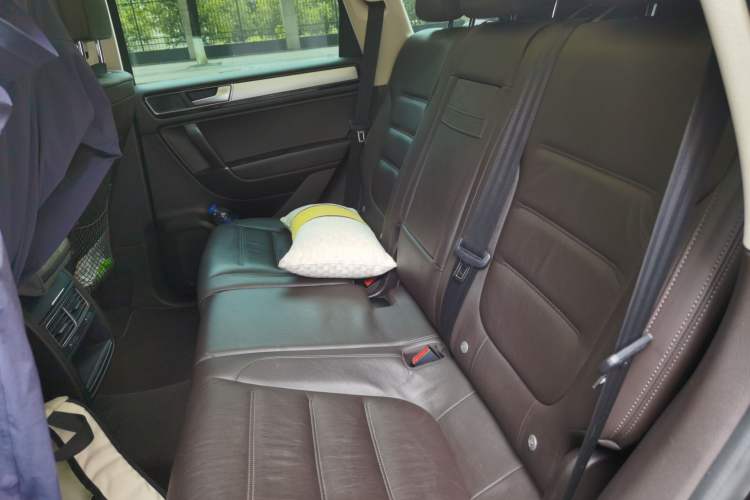 Used Volkswagen Touareg 2017 3.0 TSI Touareg Model Left Rear Seat