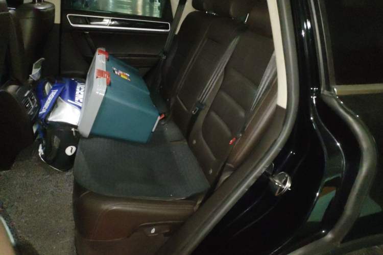 Used Volkswagen Touareg 2017 3.0 TSI Yuyue Model Left Rear Seat