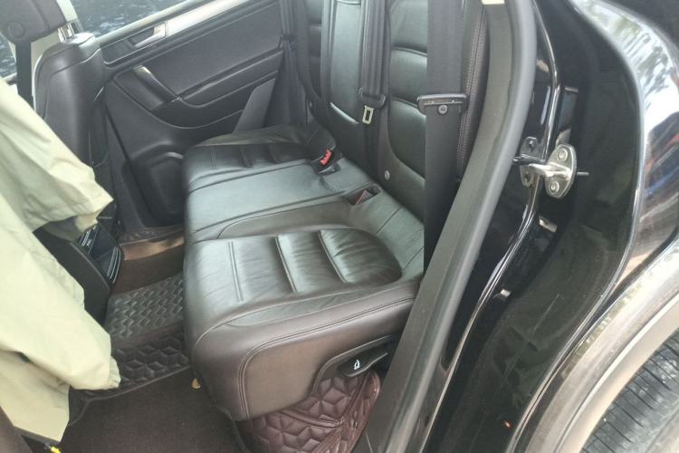 Used Volkswagen Touareg 2017 3.0 TSI Touareg Edition Left Rear Seat