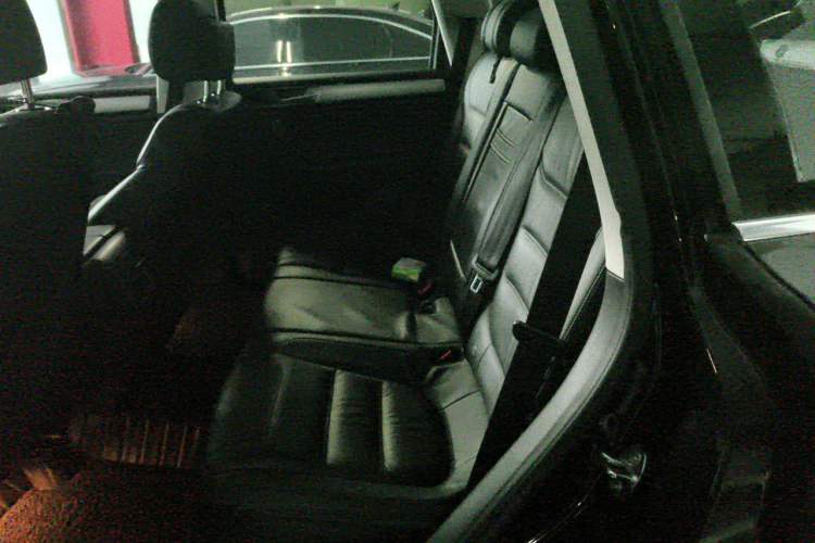 Used Volkswagen Touareg 2017 3.0 TSI Start Edition Left Rear Seat