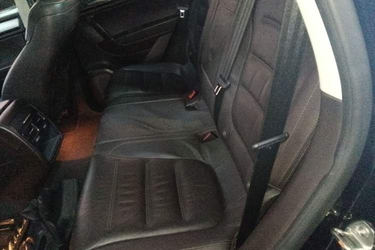 Used Volkswagen Touareg 2017 3.0 TSI Touareg Model Left Rear Seat