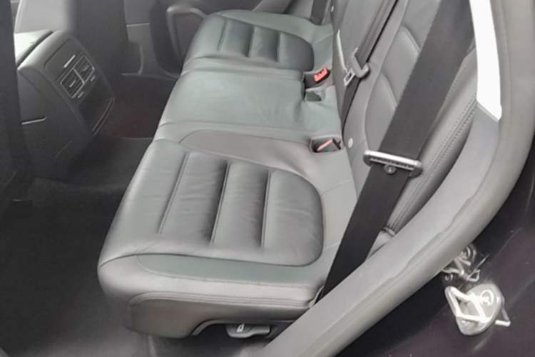 Used Volkswagen Touareg 2017 3.0 TSI Touareg Edition Left Rear Seat